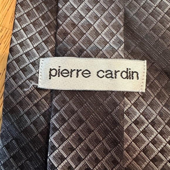 Vintage Pierre Cardin Black Silver Abstract 100% Silk Men’s Necktie Made In USA - Picture 3 of 7